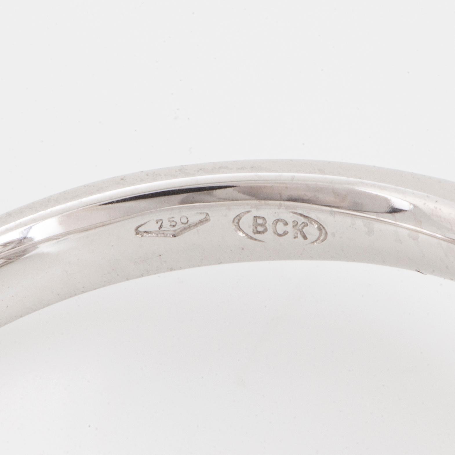RING, med prinsesslipad diamant 1,50 ct, certifikat IGI.