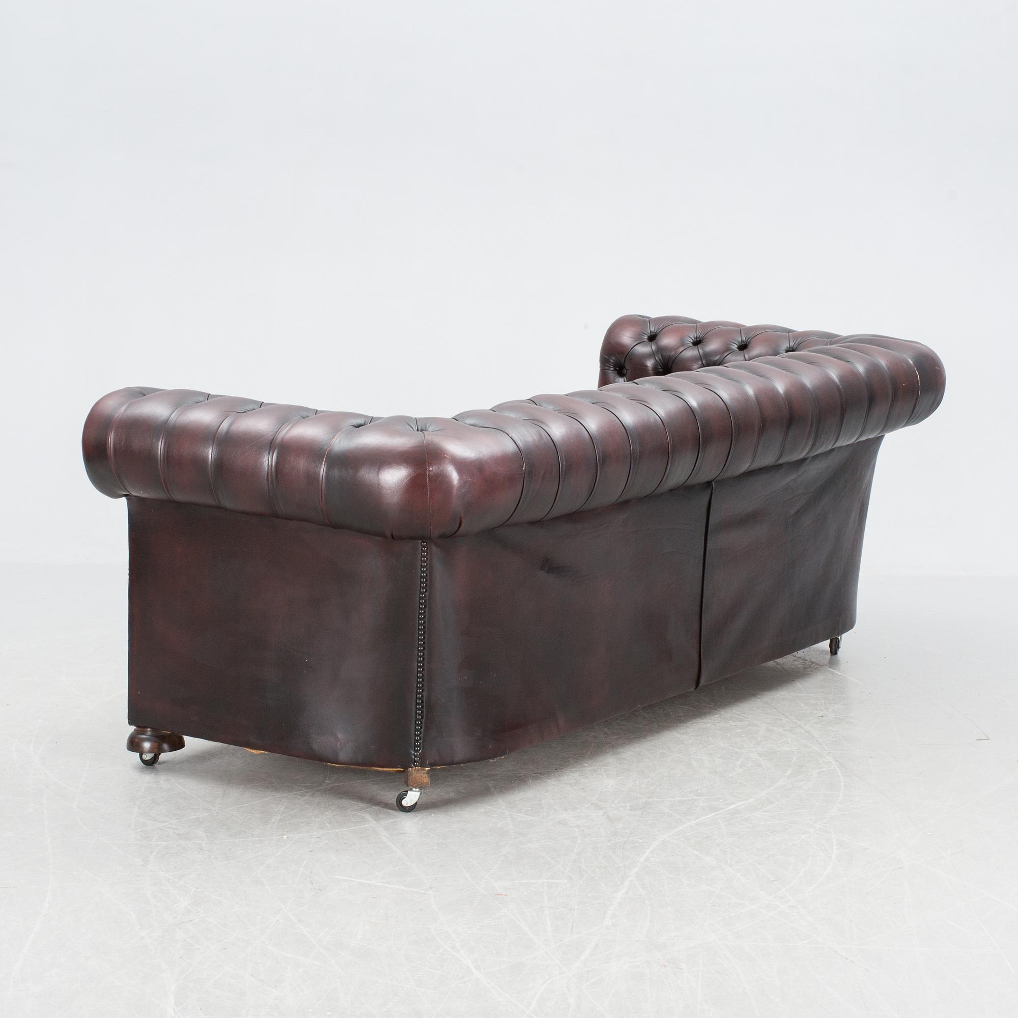 SOFFGRUPP, 3 delar, Chesterfield-stil. 1900-talets slut.