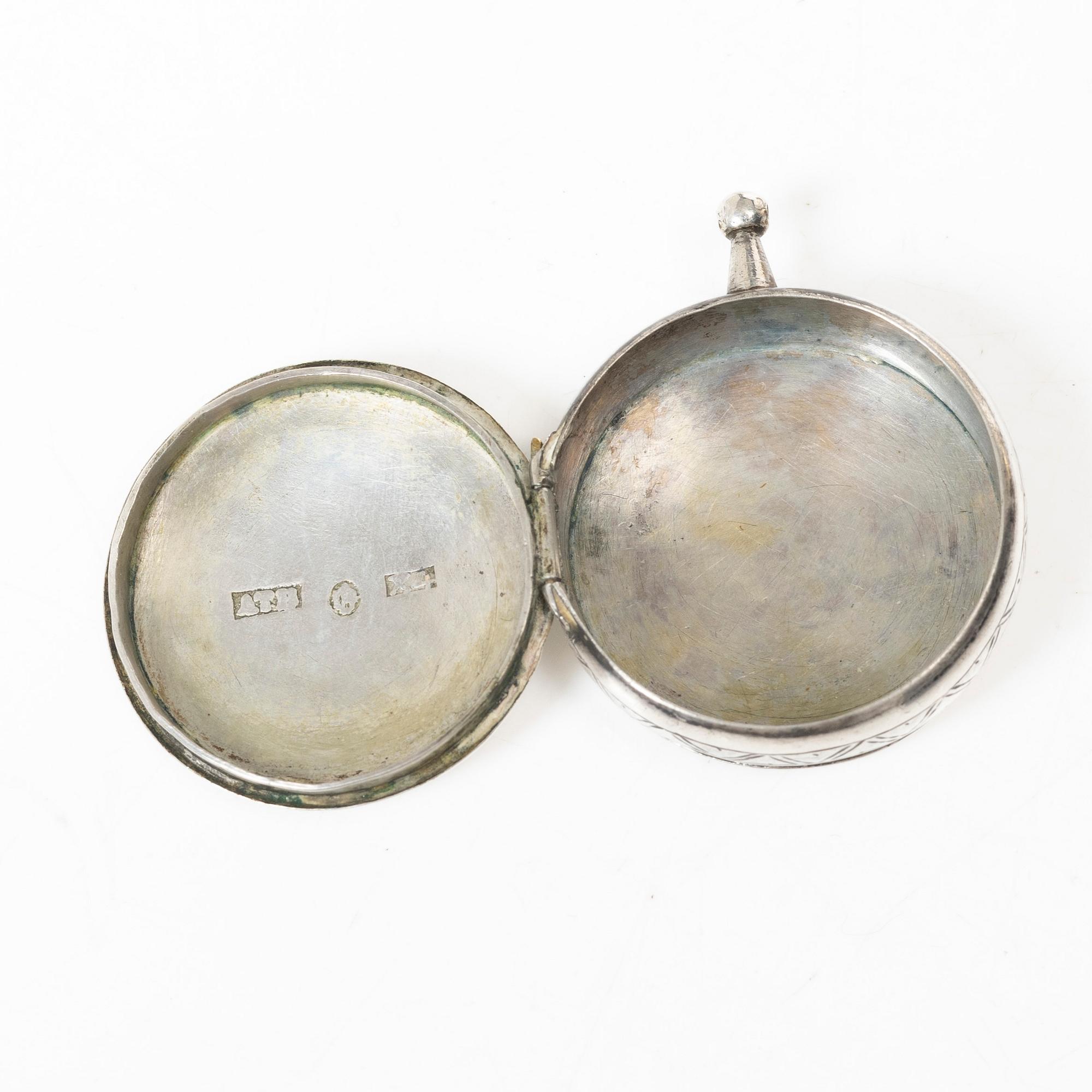 Dosor, 3 st, silver, England, Sverige, Tyskland, 1800-tal.