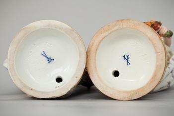 FIGURINER, ett par, porslin, Meissen. Tidigt 1900-tal.