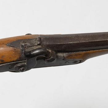Flintlåspistol och slaglåspistol, Sverige, 1800-tal.