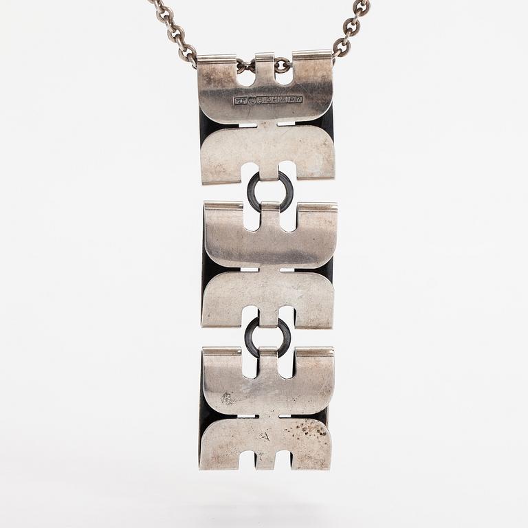 Elis Kauppi, Kaulakoru, hopeaa. Kupittaan kulta, Turku 1968.