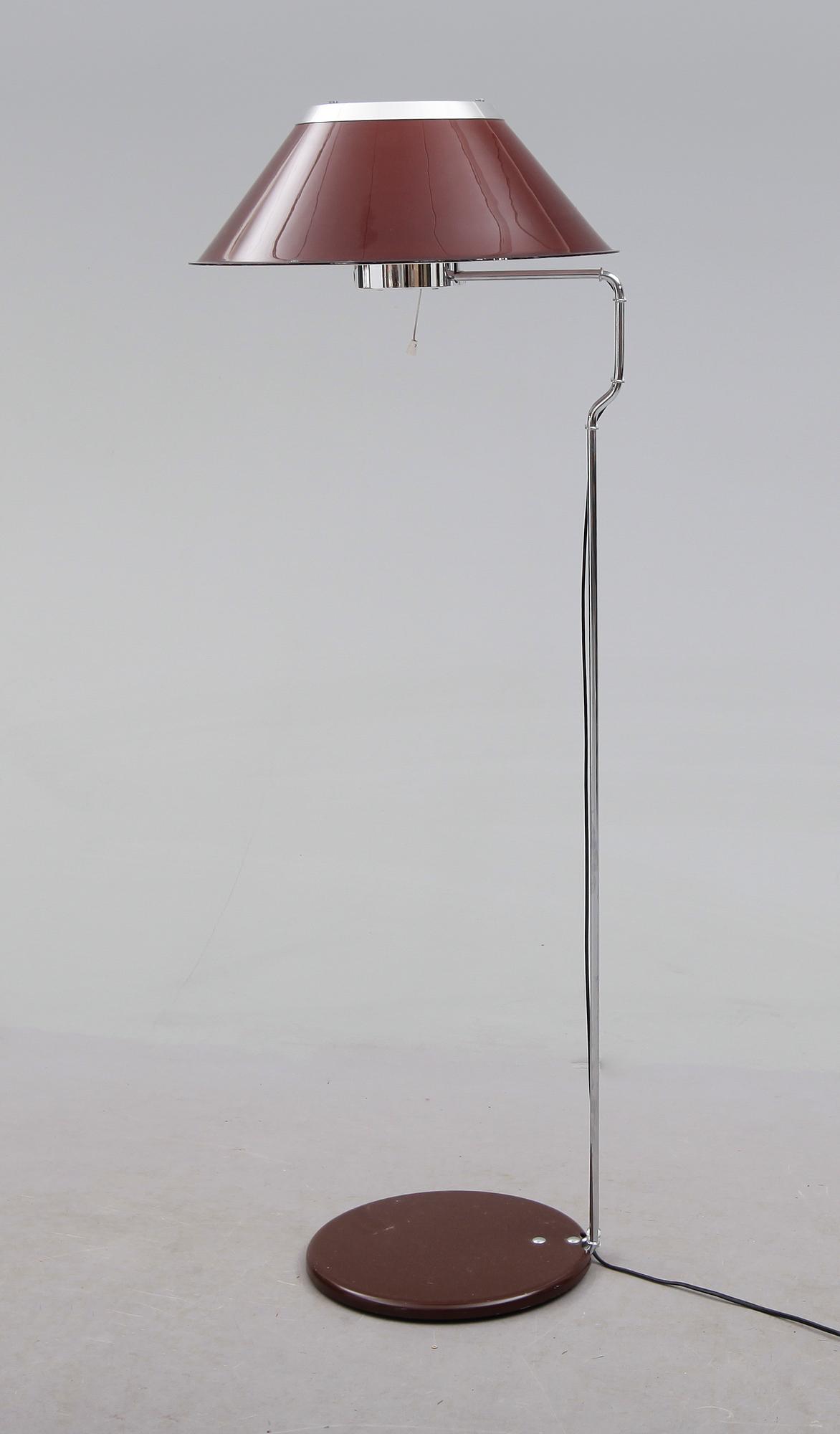 GOLVLAMPA, Atelje Lyktan, Åhus, 5913, 1900-talets andra hälft.