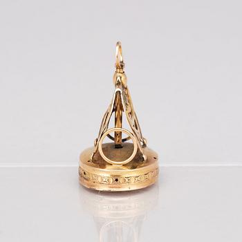 A gold musical fob seal. 19th Century.