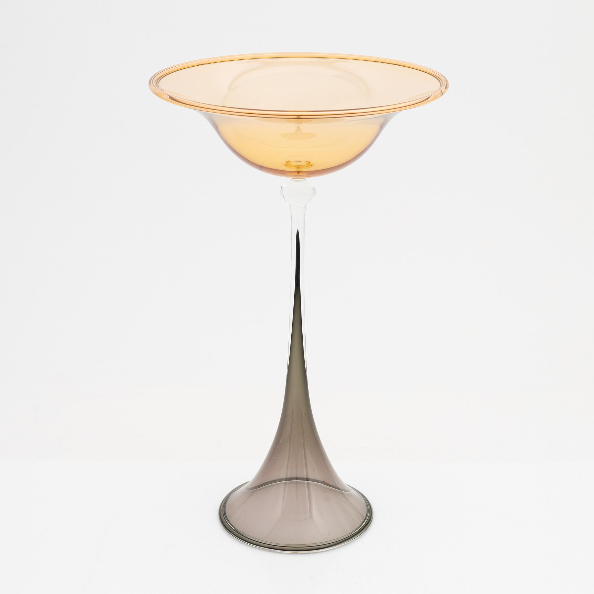Wilke Adolfsson, a glass goblet, Sweden, dated -84.