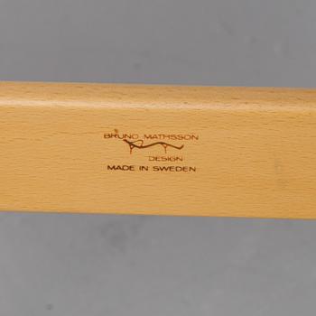 Bruno Mathsson, fåtölj, "Mina", Mathsson International, daterad 1991.