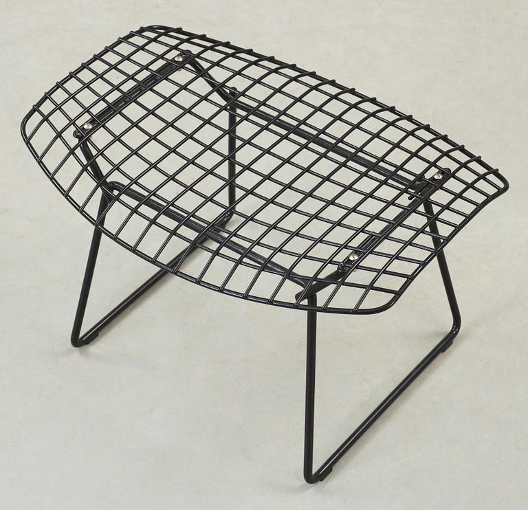 FOTPALL, Harry Bertoia, 1900-talets mitt.