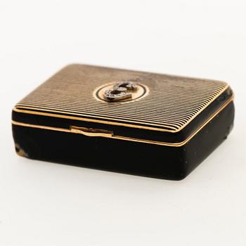 A CARTIER CASE, 18K gold, enamel, rose cut diamonds.