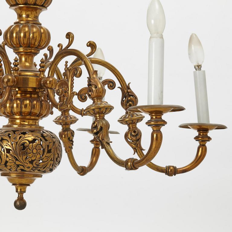 A Baroque style chandelier, around 1900.