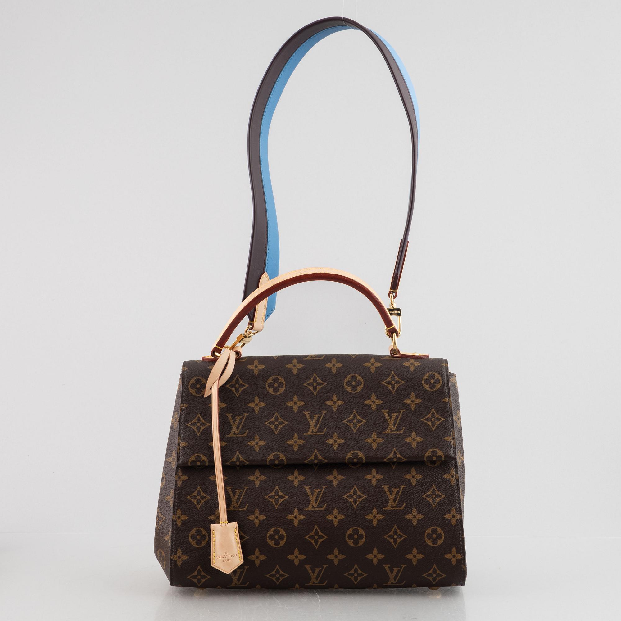 Louis Vuitton, bag, "Cluny MM", 2022.
