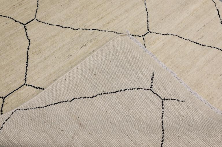 A Moroccan rug, approx. 197 x 149 cm.
