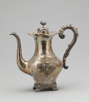 KAFFEKANNA, silver, nyrokoko, Christopher Creutz (1855-1867) Stockholm, vikt ca 698 g.