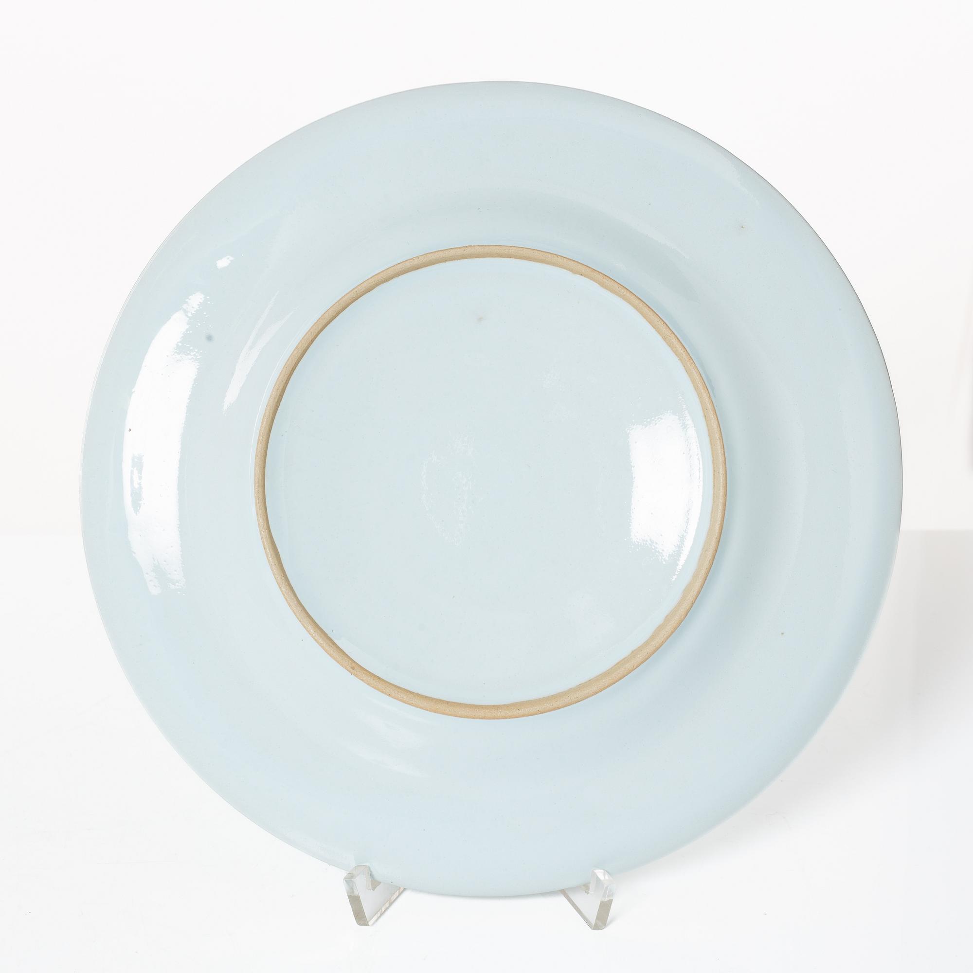 Kennet Williamsson, a set of eight ceramic pieces, signed.