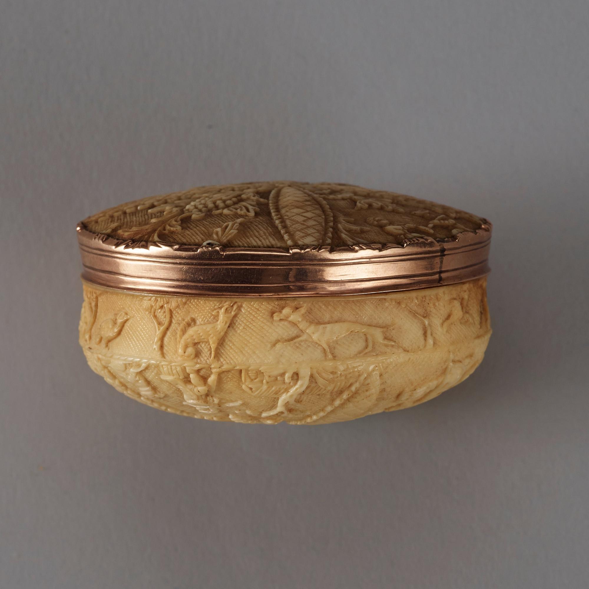DOSA, ben och guld, 1700-tal.