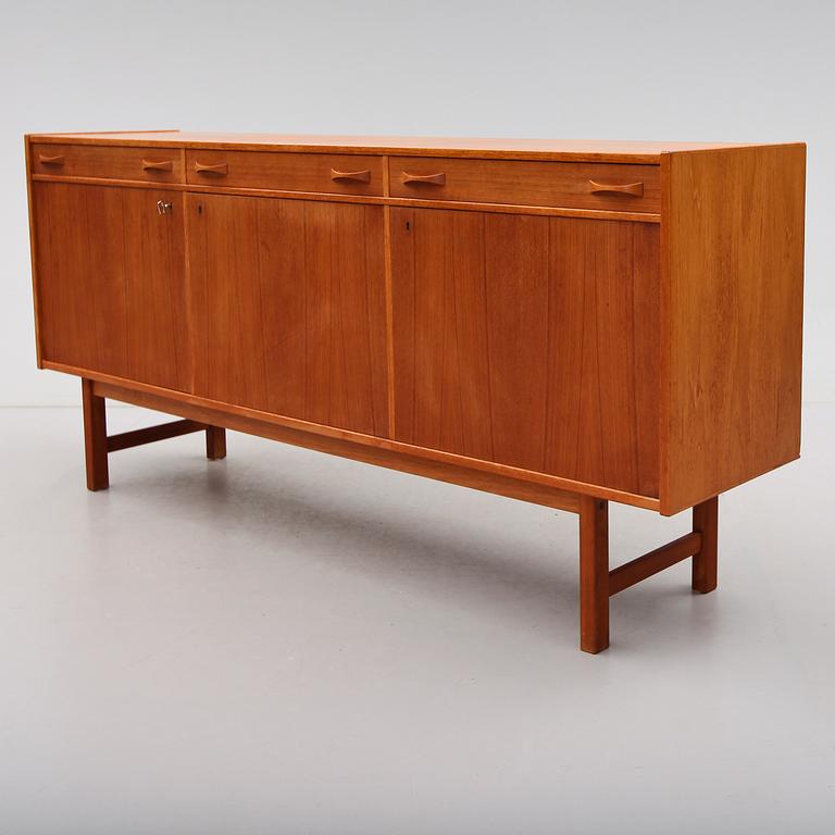 SIDEBOARD, 1900-talets andra hälft.