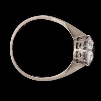 RING, gammalslipad diamant, ca 2.90 ct.