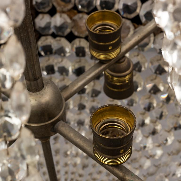 An early 20th century ceiling light.