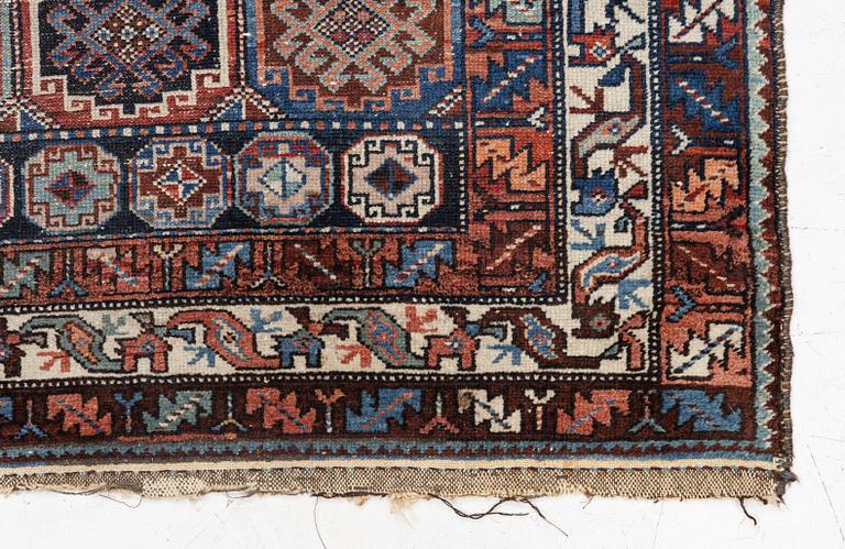 A Northwest Persian antique rug, c. 166 x 106 cm.
