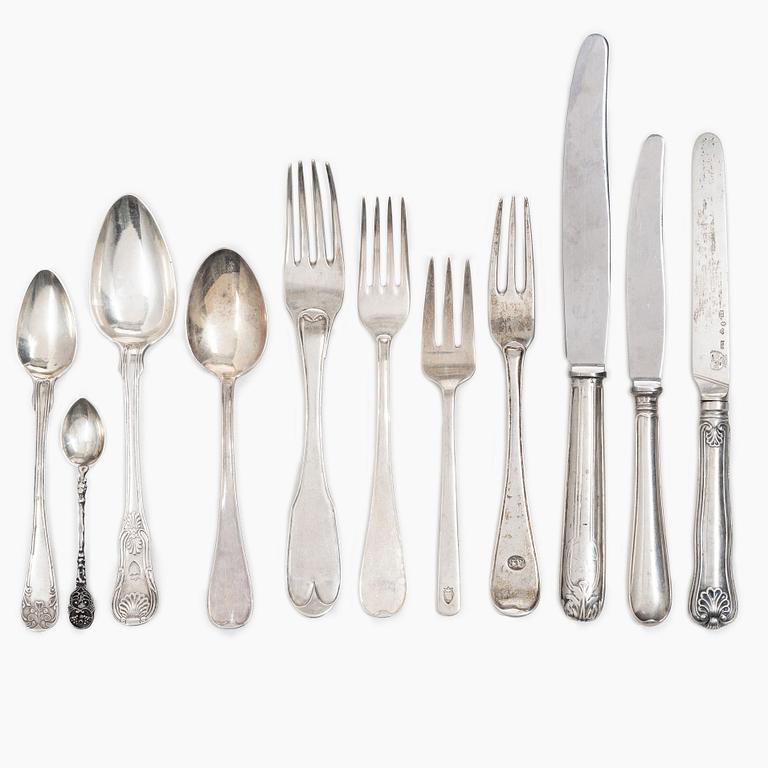 29 pieces of cutlery, various models, silver, including Anders Ulfsberg, 18th-19th century.