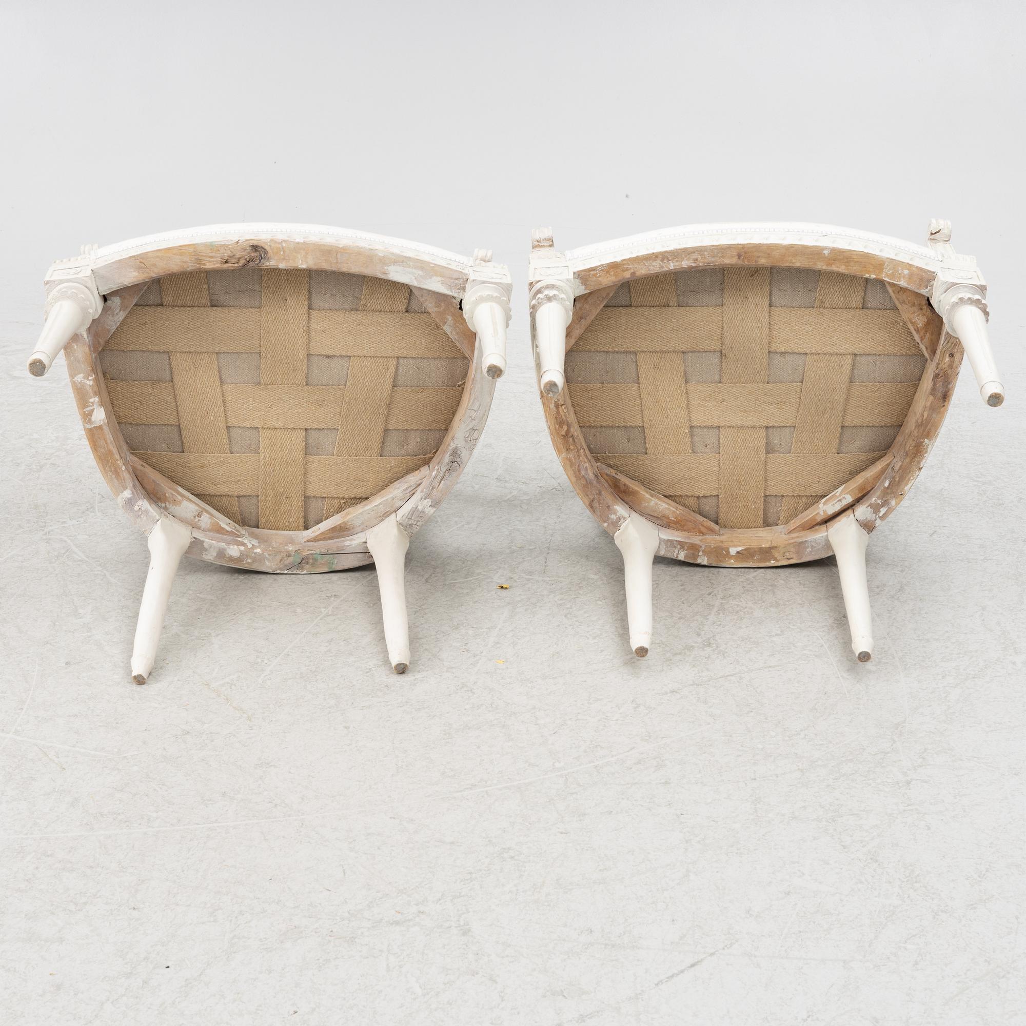 Karmstolar ett par, gustavianska, 17/1800-tal.