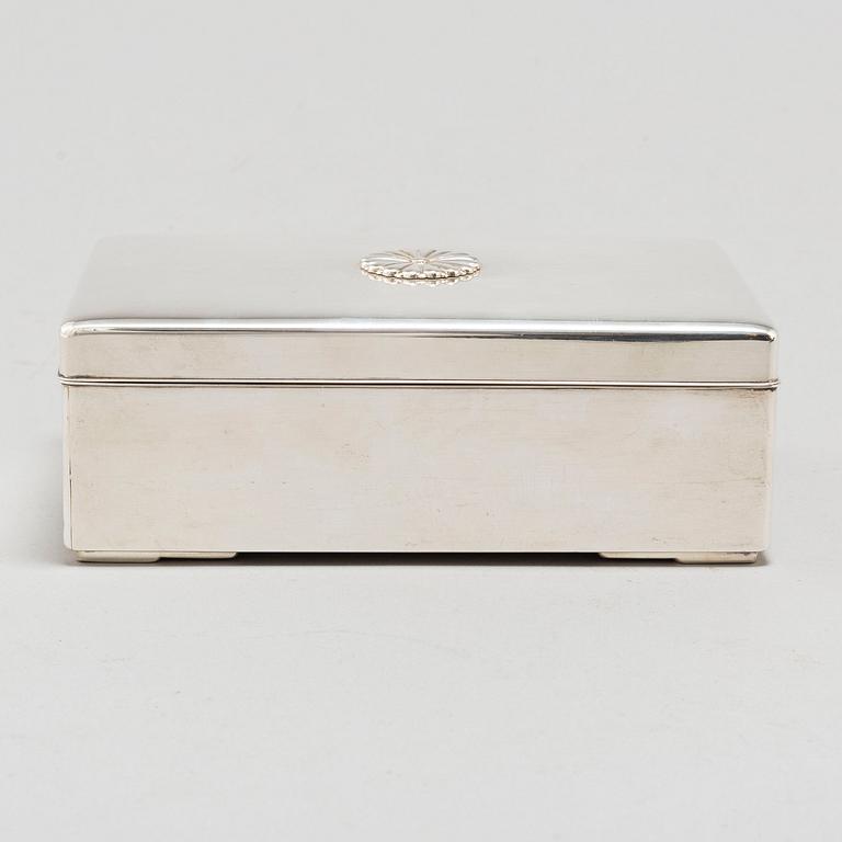 A sterling silver box, by K. Hattori & Co, Japan.