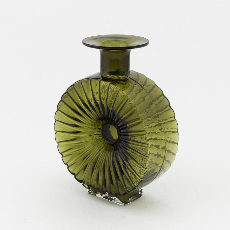 Helena Tynell, flaska "Solflaskan" Riihimäen Lasi Oy. I produktion 1964-1974.