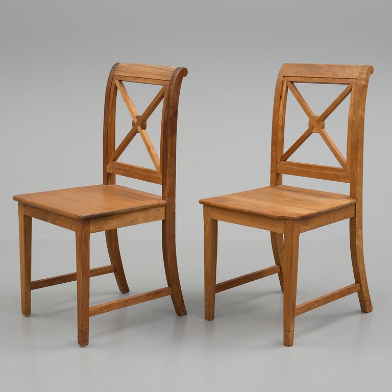 A set of six 20th/21st century chairs.