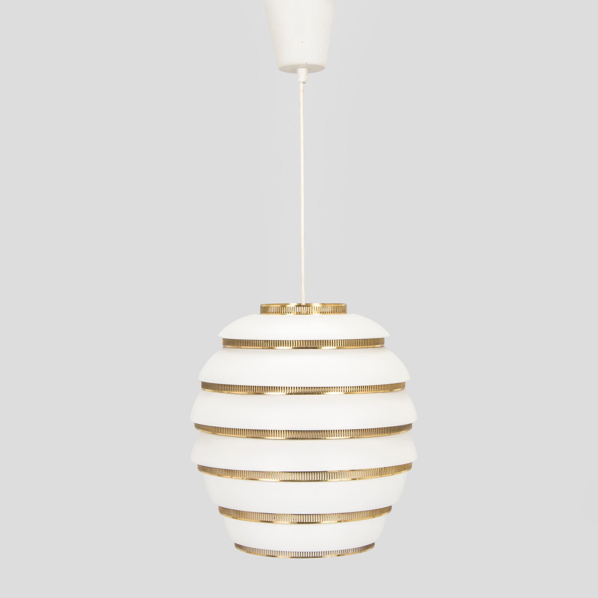 Alvar Aalto, a pendant lamp A332, 'Beehive' for Valaistustyö.