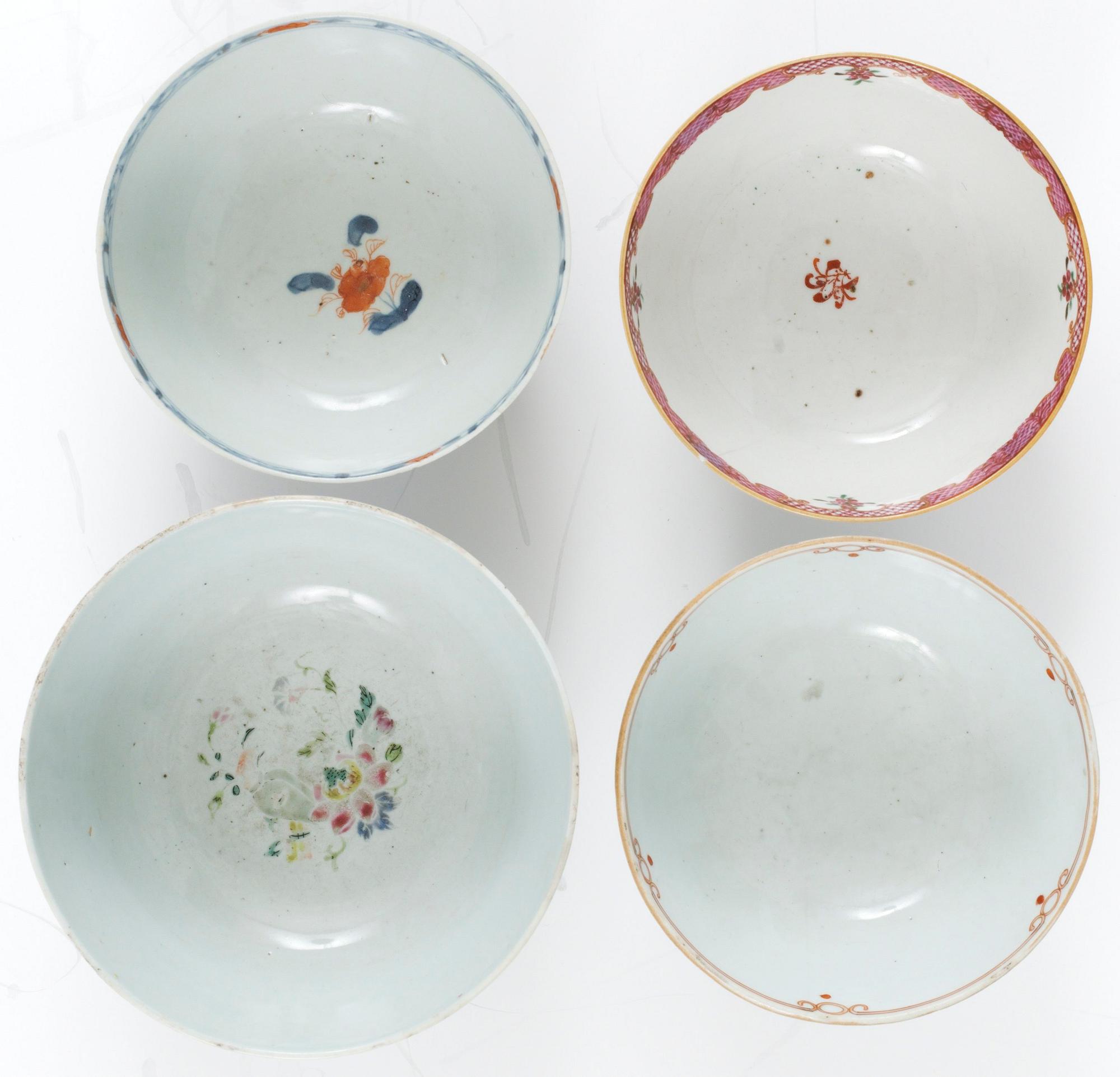 SKÅLAR, 4 st, porslin. Qing dynastin, 1700-tal.