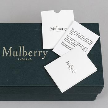 Mulberry, a pair of pinc metallic leather 'Opera Buckle Slide' sandals, size 39.