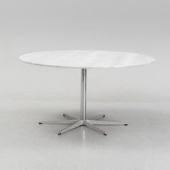 Arne Jacobsen, matbord,  "A827", Fritz Hansen, Danmark.