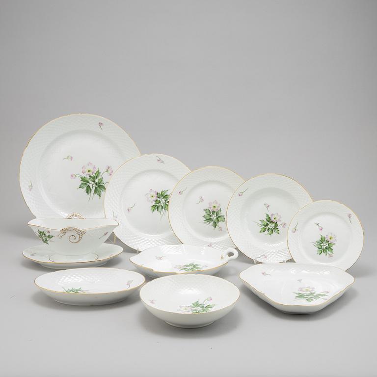 A 57 piece dining service, 'Äppelblom', Bing & Grøndahl.