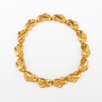 COLLIER, Fendi.