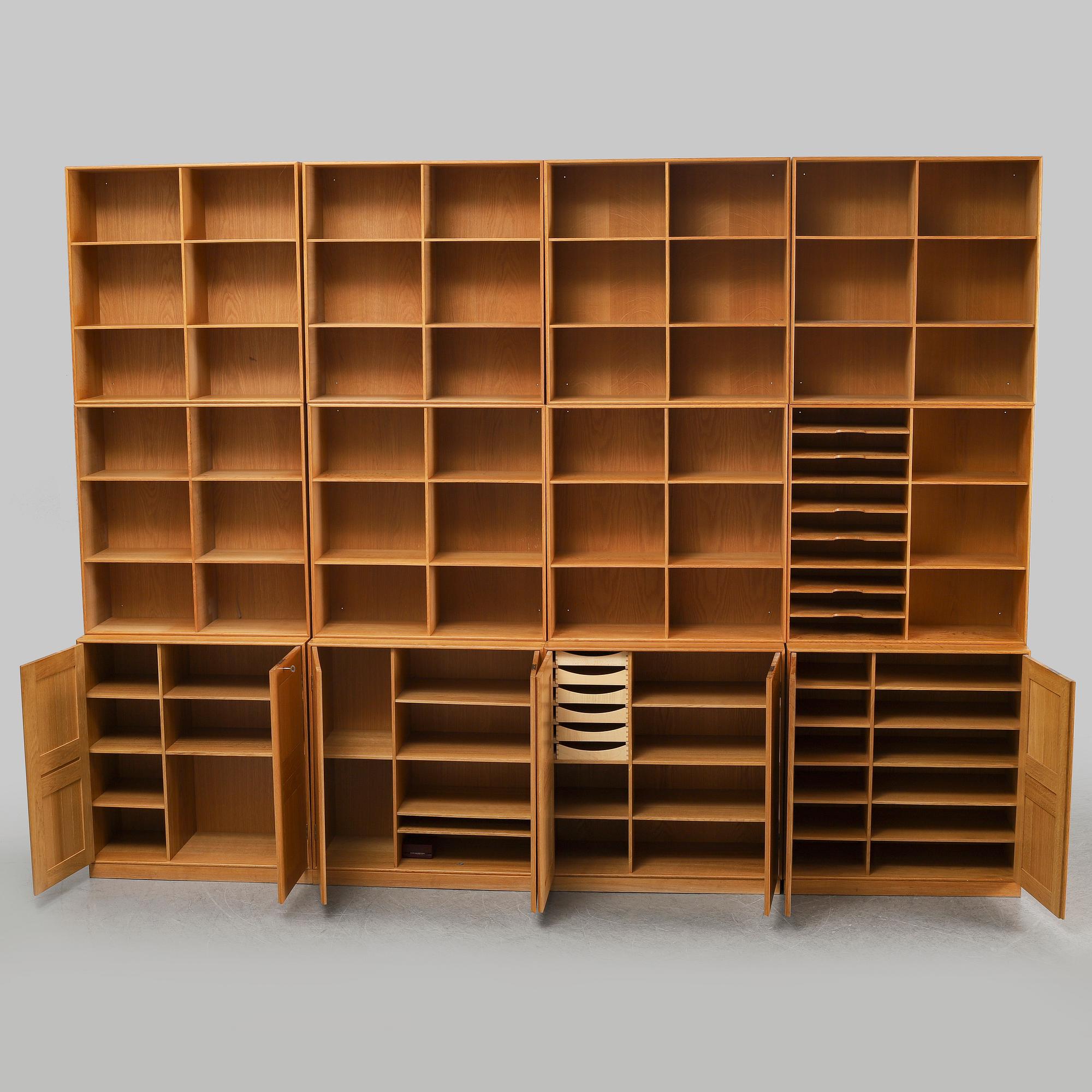 MOGENS KOCH, a 12 piece oak shelf, Rud Rasmussen, Danmark.