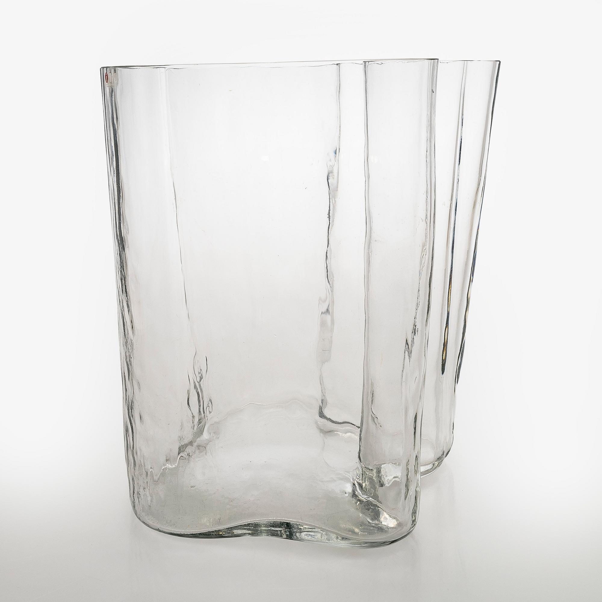 Alvar Aalto, maljakko, 3031, signeerattu Alvar Aalto, 1960/70-luku.