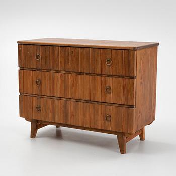 Göran Malmvall, chest of drawers, Svensk Fur, mid 20th century.