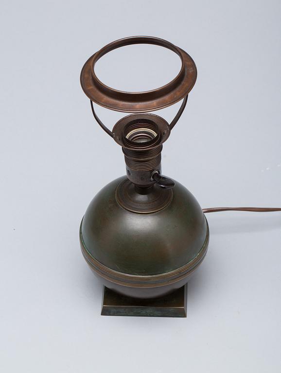 BORDSLAMPA, brons, art déco, GAB, Stockholm, 1900-talets första hälft.
