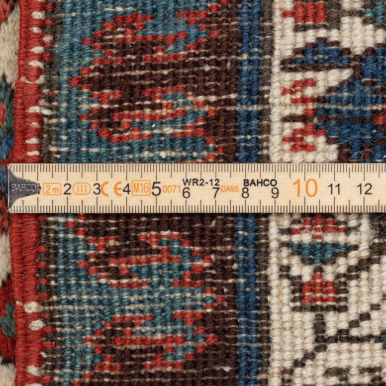 A runner carpet, Sarab, c. 323 x 90 cm.