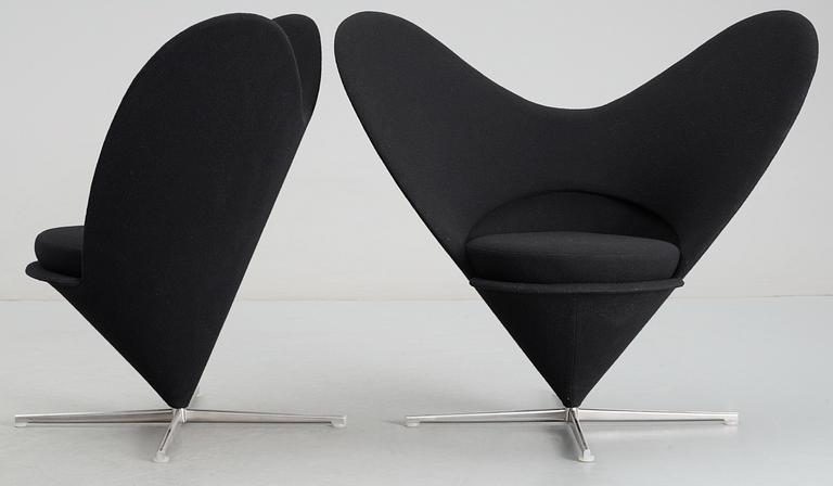 VERNER PANTON, "Heartshaped Cone Chair" ett par, Vitra.