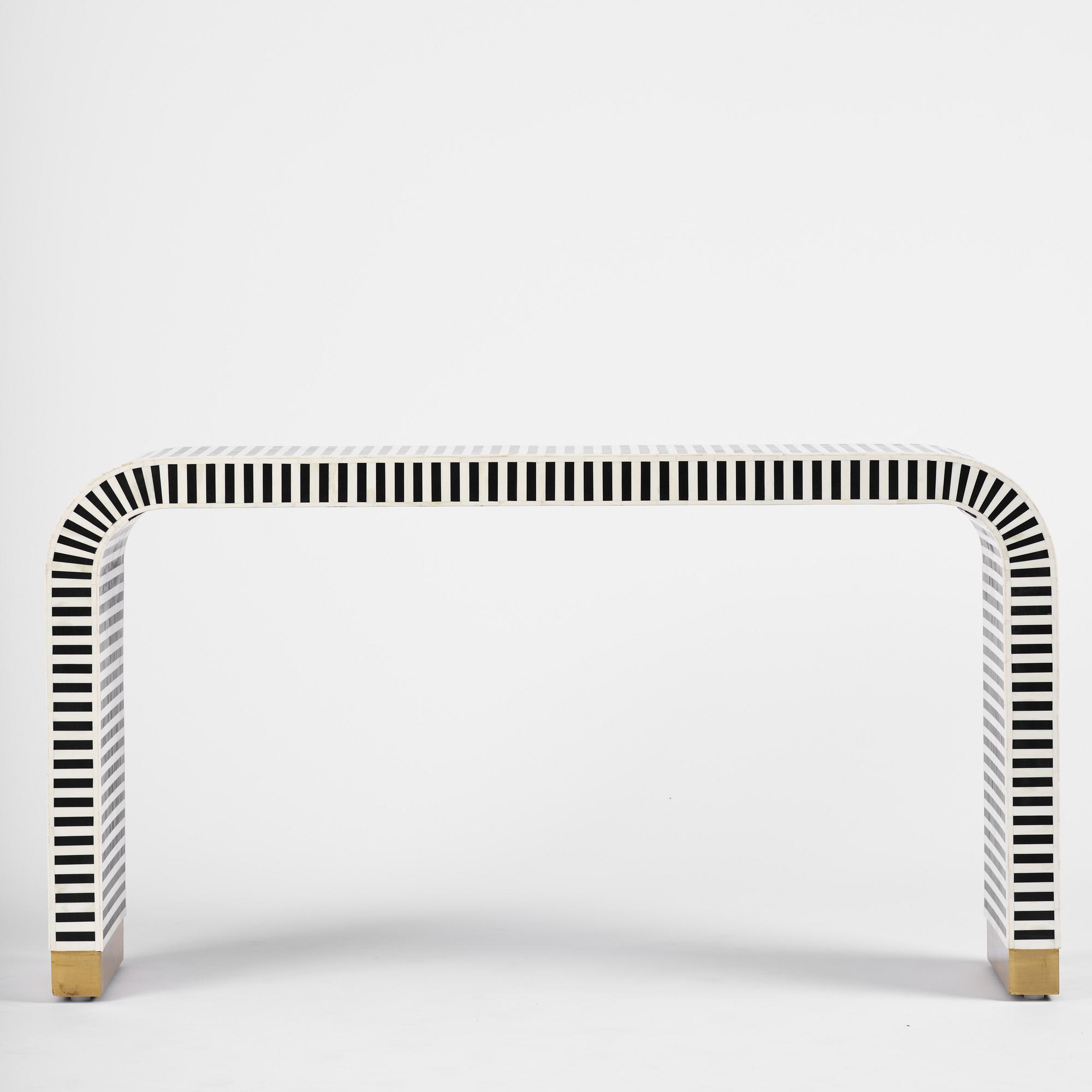 Sideboard/konsolbord, RIJD Interior, 2020-tal.