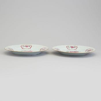 A pair of famille rose plates, Qing dynasty, Qianlong (1736-95).