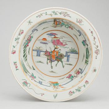 TVÄTTFAT, porslin, Kina, 1900-tal.