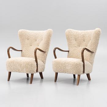 Alfred Christensen, attributed to. A pair of armchairs, Slagelse Møbelfabrik, Denmark 1950s.