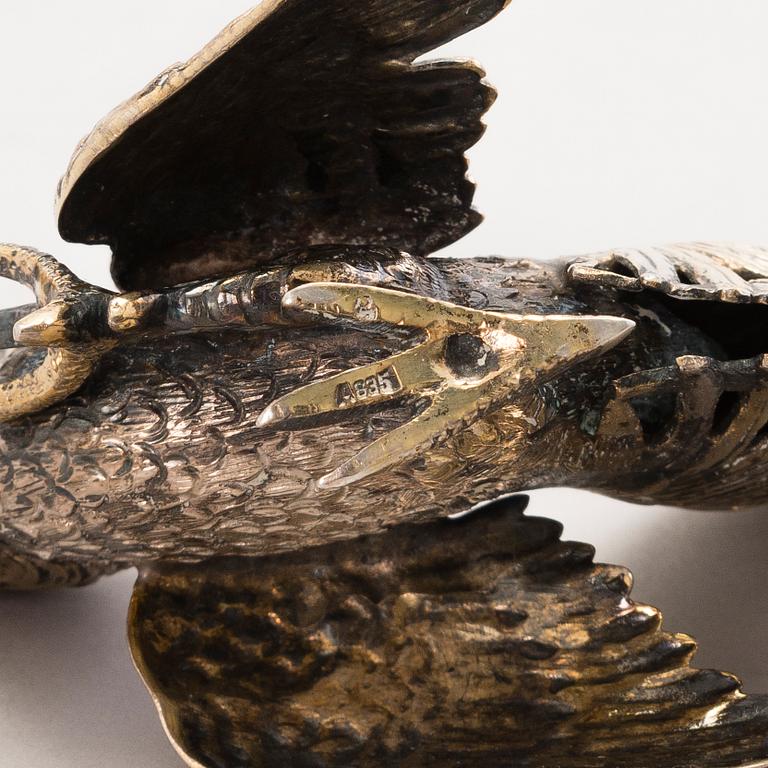 Four silver bird table decorations, Spanish and Finnish hallmarks, 20th Century.