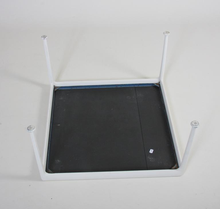 TRÄGÅRDSBORD, metall.