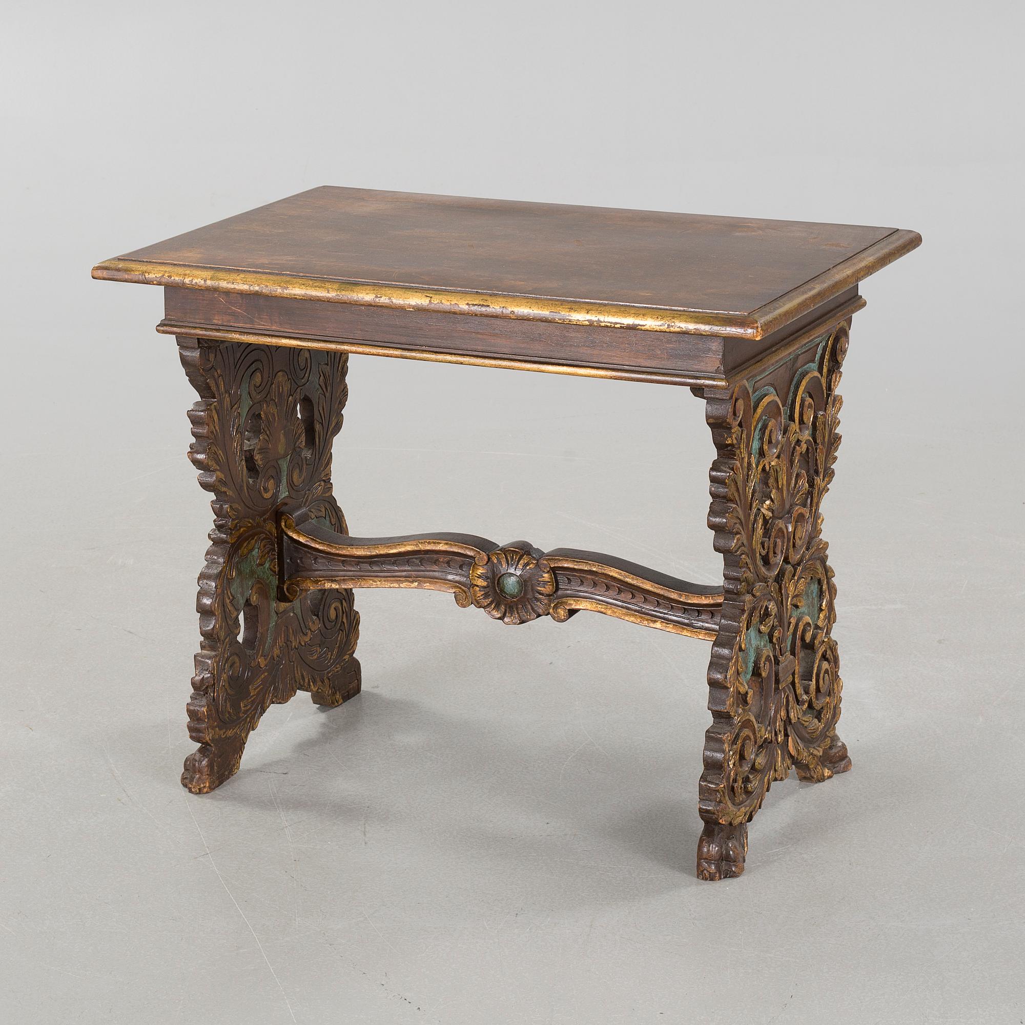 A baroque style coffee table, first half of the 20th century.