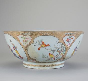 BÅLSKÅL, porslin, Qingdynastin, Qianlong (1736-95).