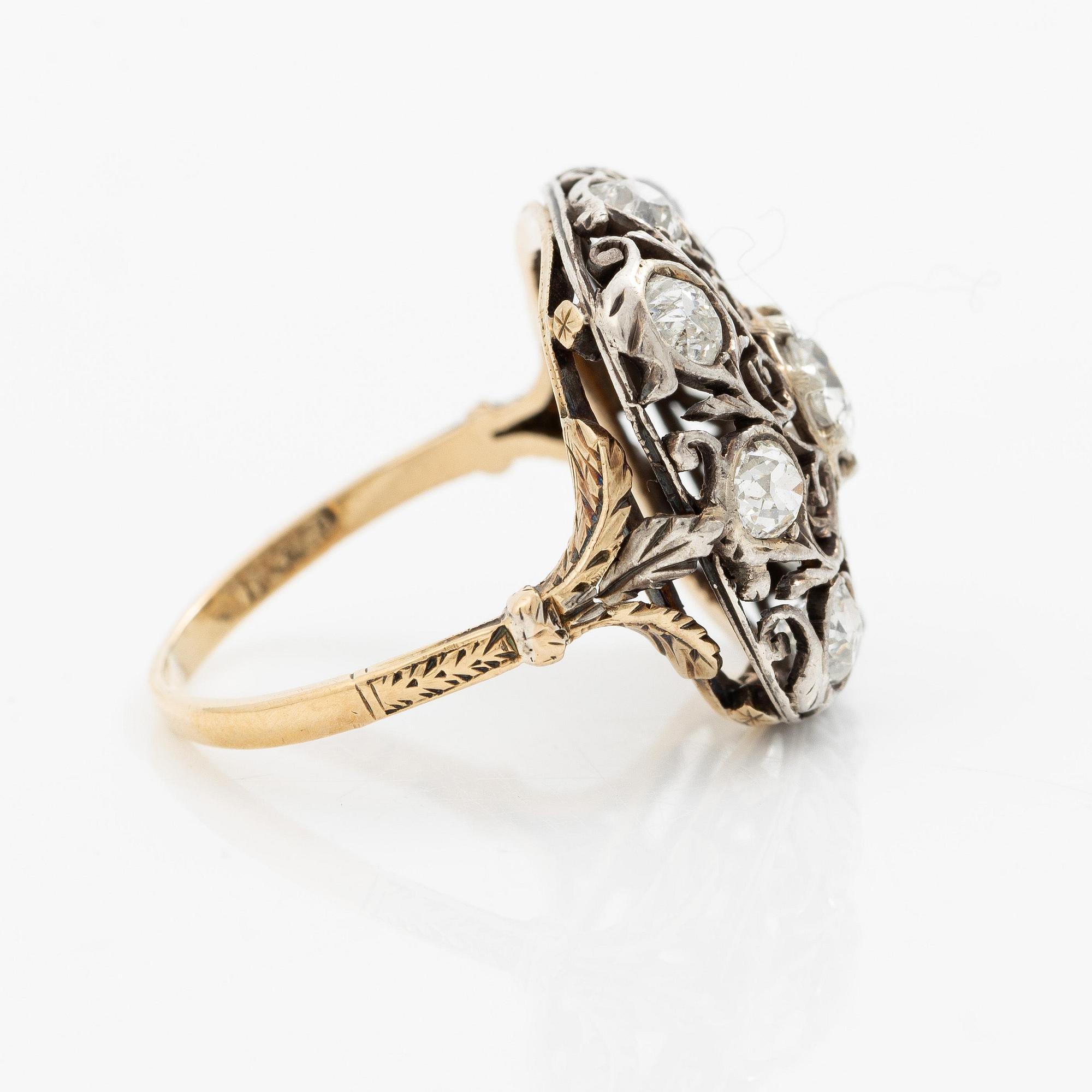 Ring 18K guld och silver med gammalslipade diamanter, tillskriven Buccellati.
