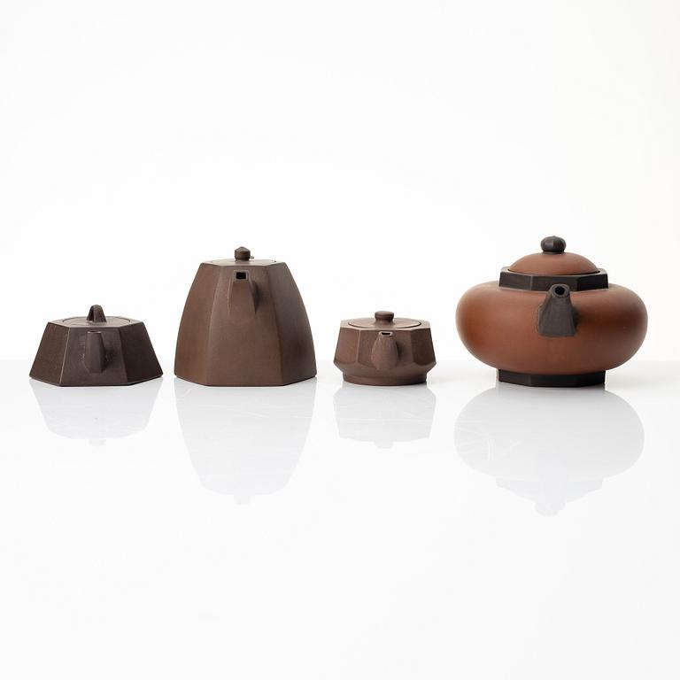 A group of four Chinese yixing teapots, 1970/80s.