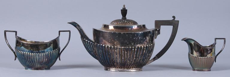 TESERVIS, 3 delar, nysilver, England.